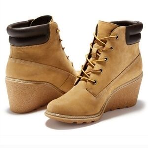 Timberland Women's Wheat Nubuck Wedge Boot - Tan